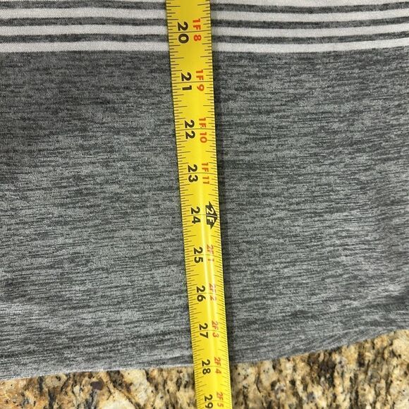 Vince Striped White And Gray Short Sleeve T-shirt Size L - Picture 7 of 7